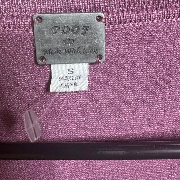 Poof Apparel Small Plum Short Sleeve Fitted Top NWT Basic - Picture 4 of 5